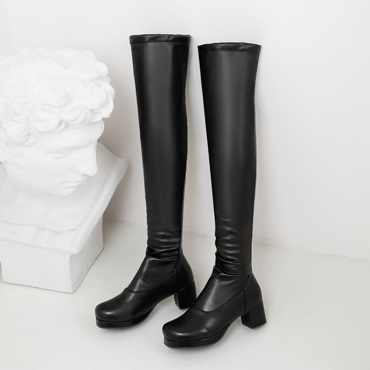 Women's Japanese Style Winter Fashion Boots with Side Zipper and Chunky Mid Heel - Image 4